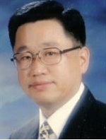 Image of Mr. Hwang Ku Lee, PH.D, L.AC.